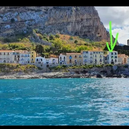 Holiday home Tra La Rocca E Il Mare Cefalu